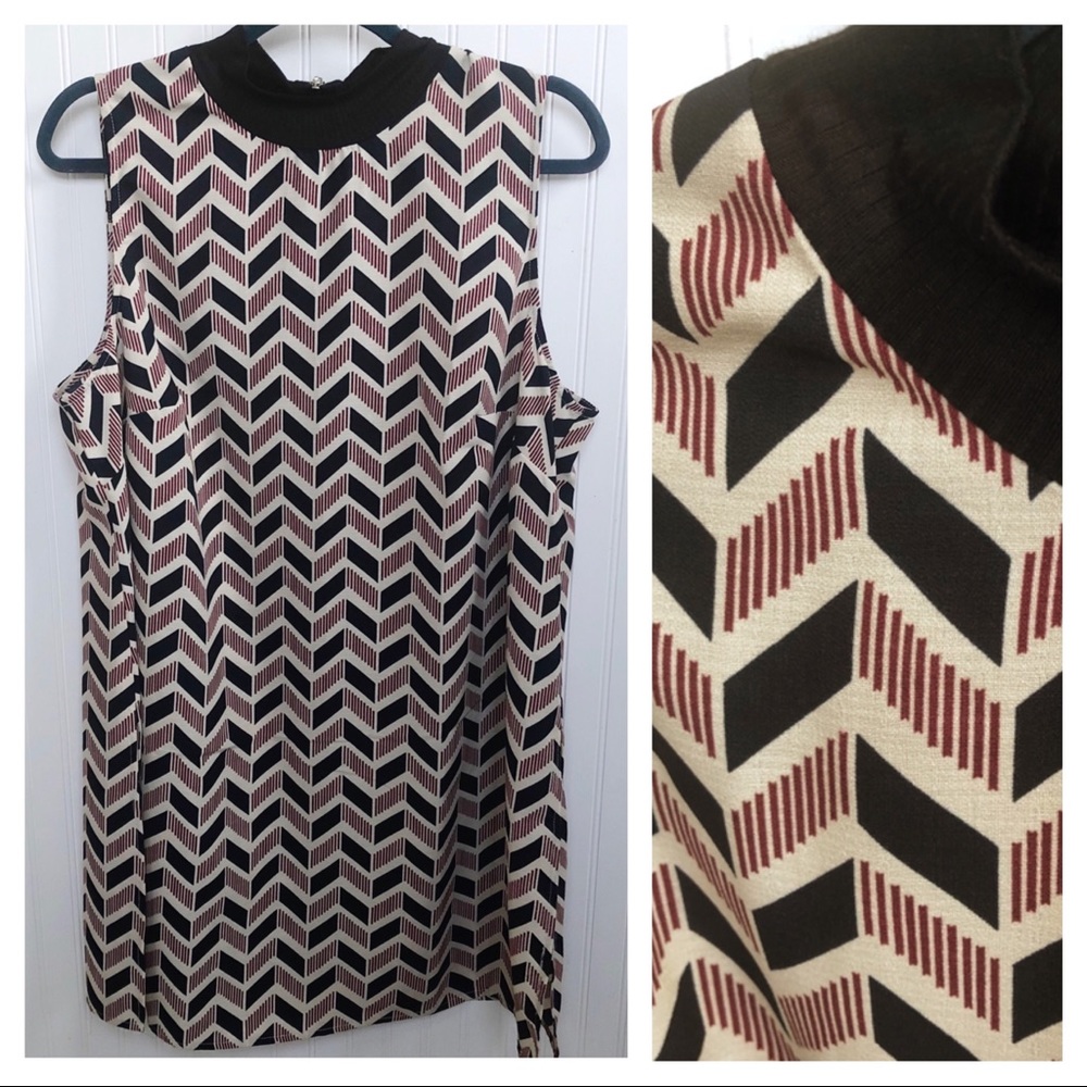 5/$25🔅Loramendi Chevron Print High-Neck Tunic 1X